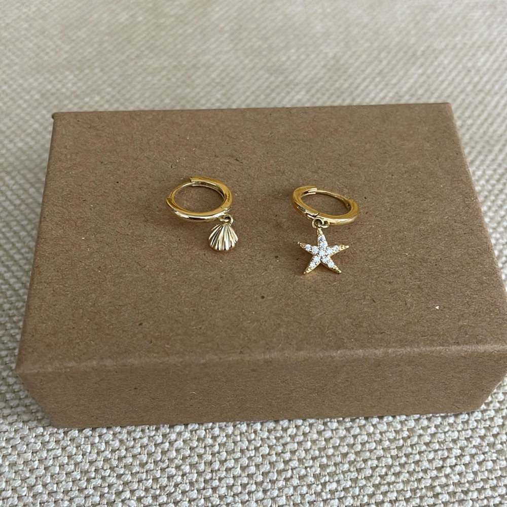 New seashell and starfish gold earrings
